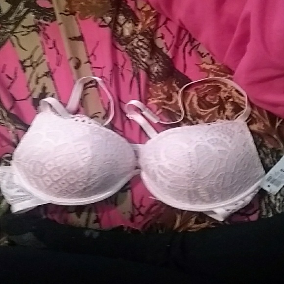 Bra - Picture 1 of 2